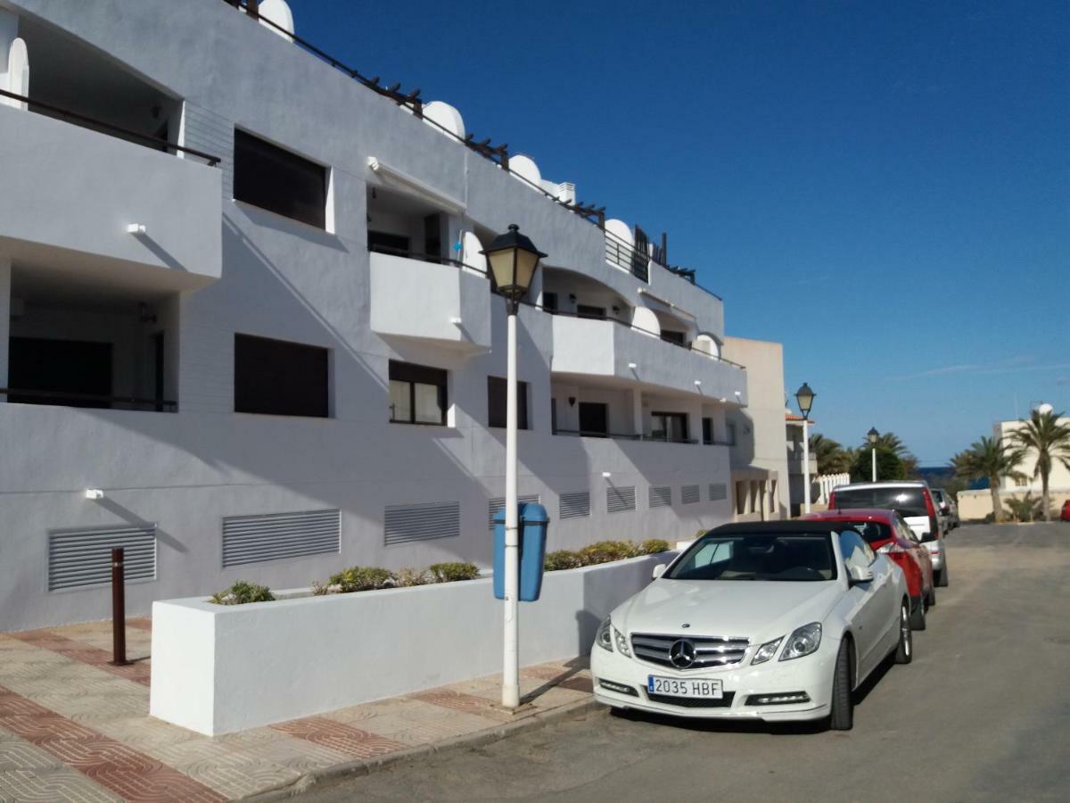 Frente Al Mediterraneo En Appartement *